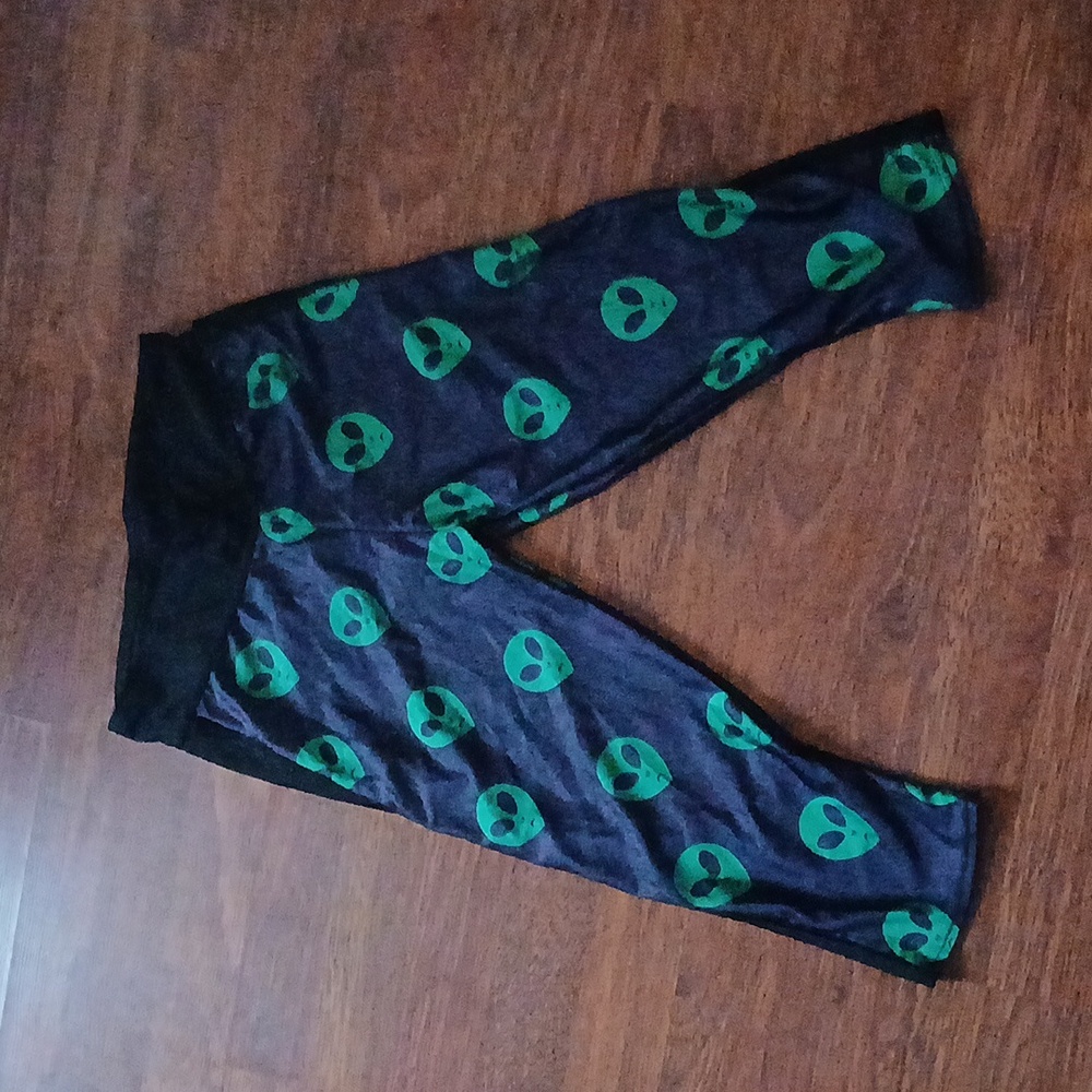 Alien leggings